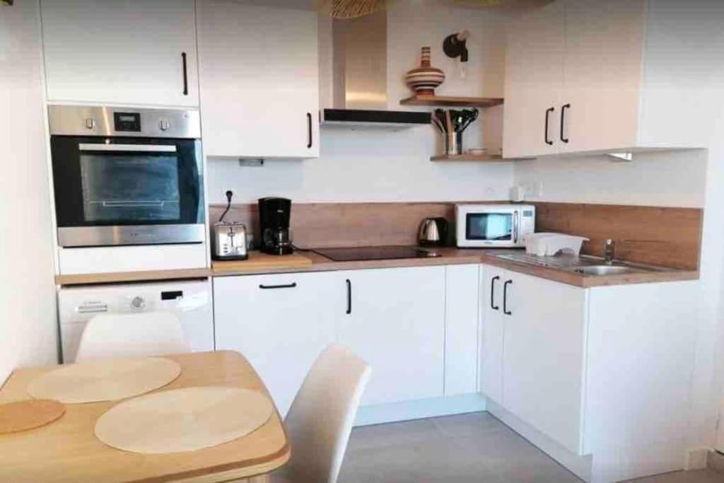 Maisonnette Pour 2 Personnes - Vue Mer - Plage A 100 Metres Плубаланек Екстериор снимка